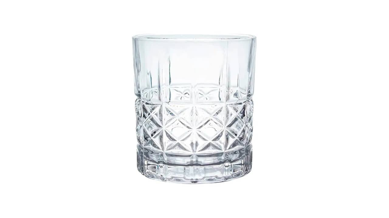Melhor Copo de Whisky: Design e Resistência em Confronto
