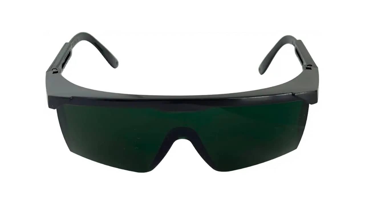 Qual o Melhor Óculos para Solda? Proteção UV/IR e Escurecimento Automático